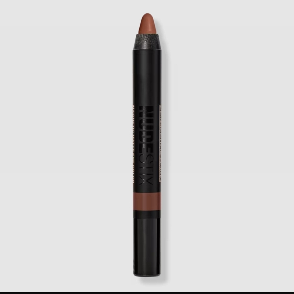 NUDESTIX Magnetic Matte Eye Color - Fig
